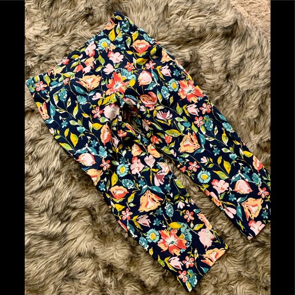 Floral cotton capris Size small 4/6 - Picture 2 of 7